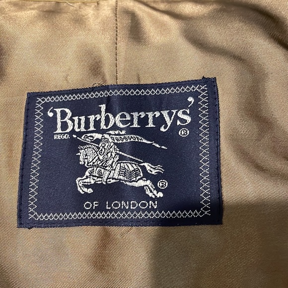 . Burberry Mens Trench coat size 44R AUTHENTIC - Picture 9 of 16